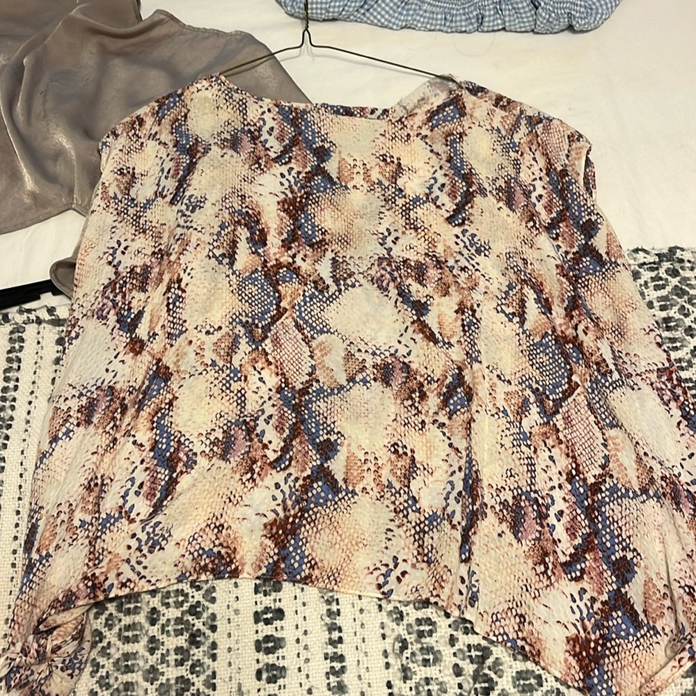 Karlie top